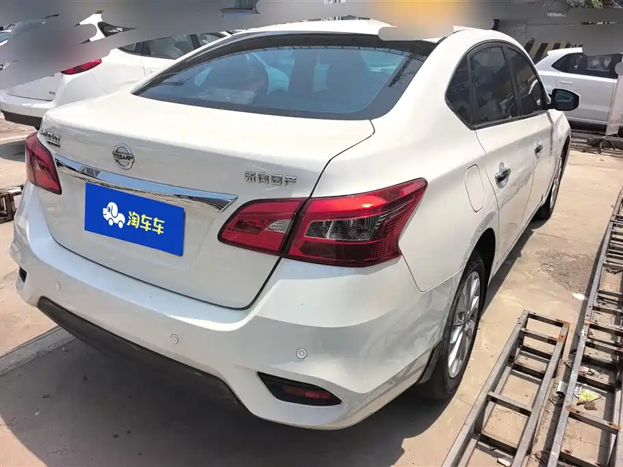 Sylphy Classic 1.6 XE CVT Comfort