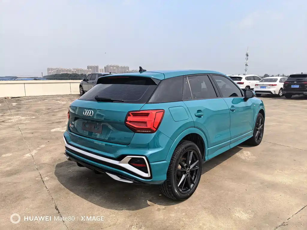 Audi Q2 L 35 TFSI Progressive Dynamic