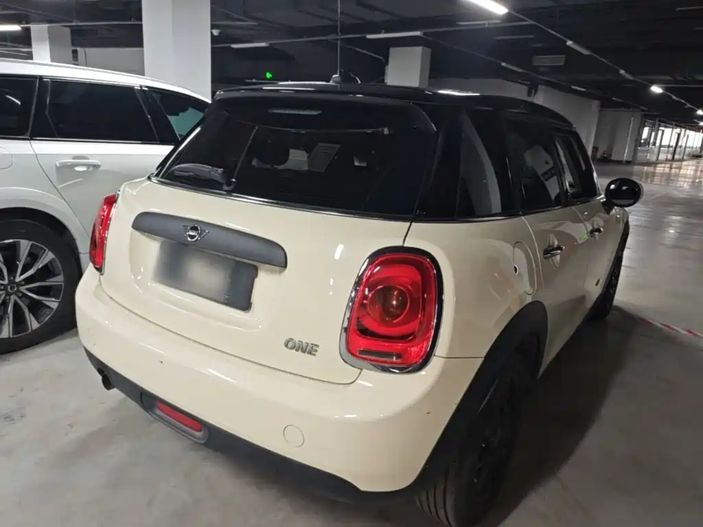 MINI 1.5 T ONE 5-door
