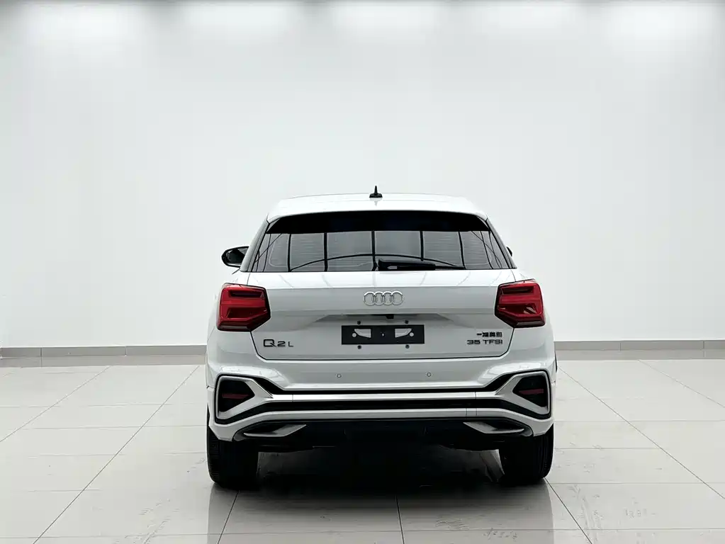 Audi Q2 L 35 TFSI Fashion Dynamic