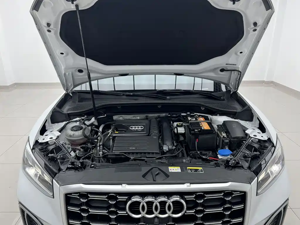 Audi Q2 L 35 TFSI Fashion Dynamic