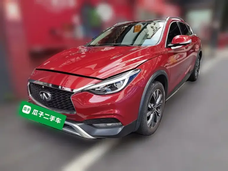 Infiniti QX30 1.6 T 2 WD Sport