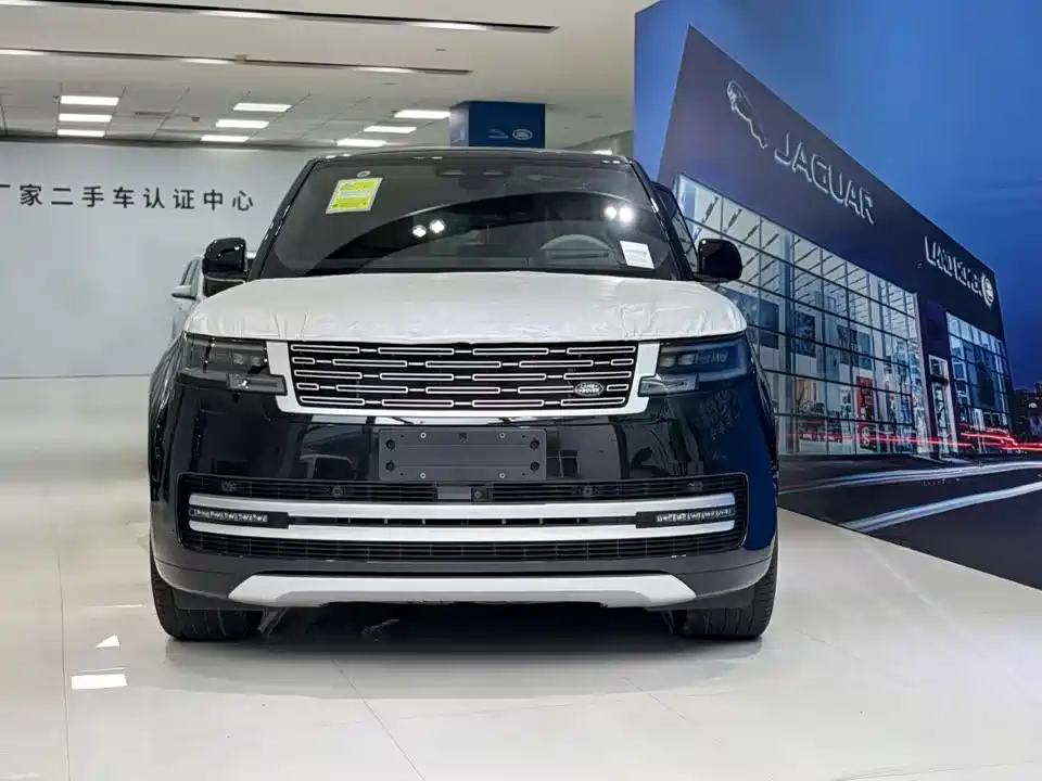 Range Rover 3.0 L6 400 PS Genesis Extended