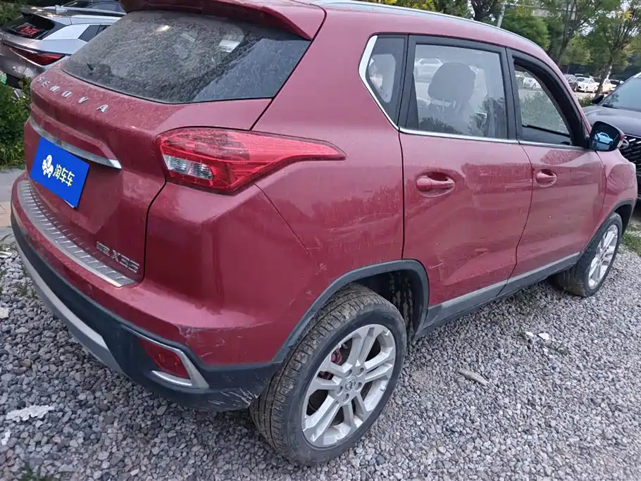 Senova X35 1.5 L Manual Luxury