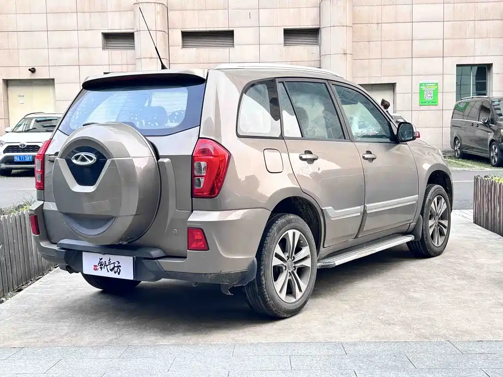 Tiggo 3 瑞虎3 2015款 1.6 L CVT智尚纪念版