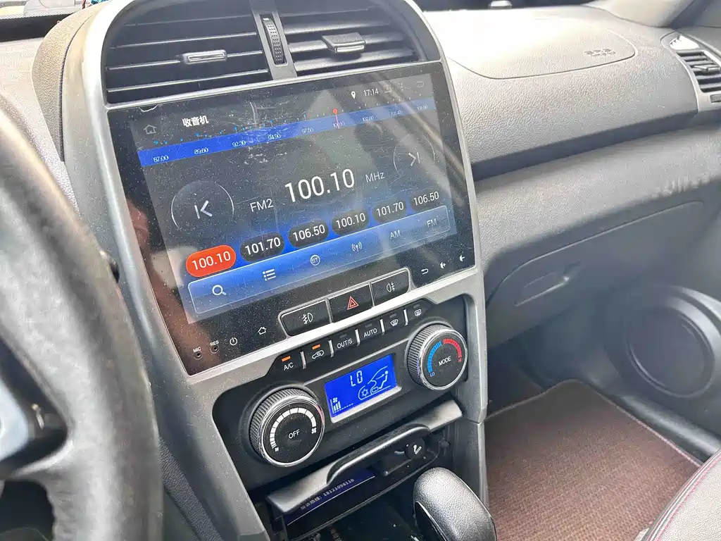 Tiggo 3 瑞虎3 2015款 1.6 L CVT智尚纪念版