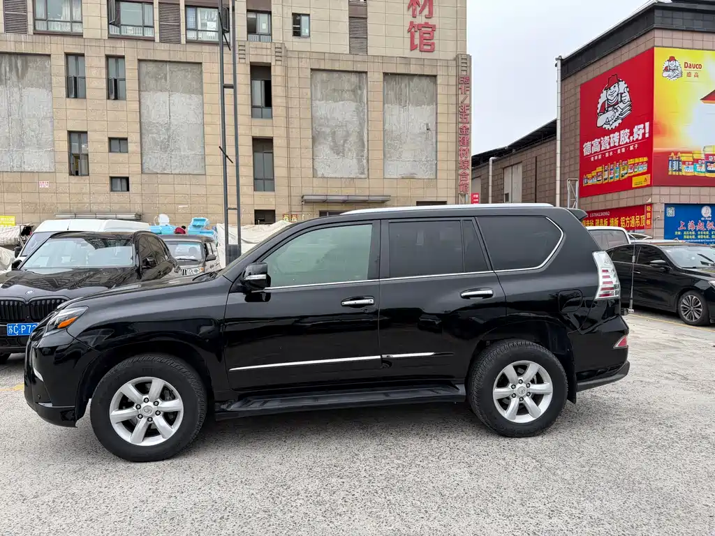 Lexus GX 460
