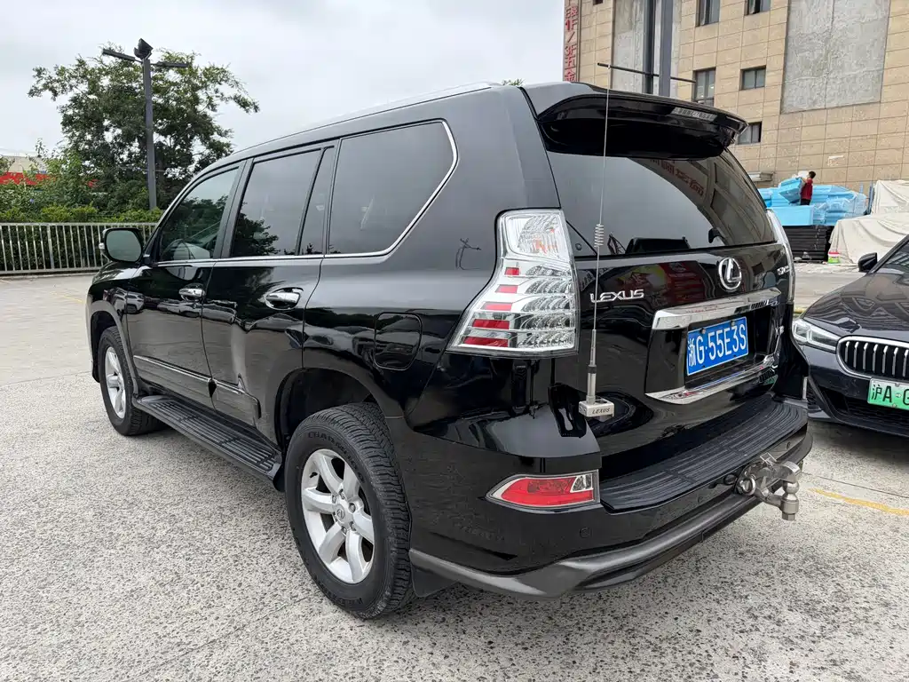 Lexus GX 460