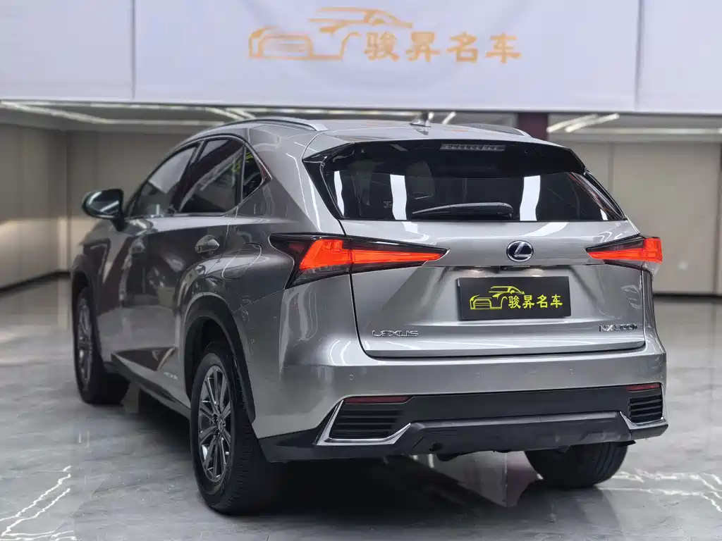 Lexus NX 300 h FWD Sharp Style CN-VI