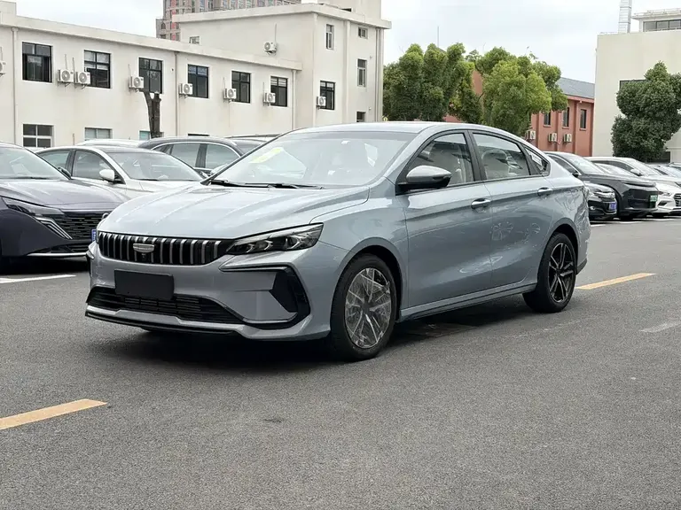 Geely Binrui Binrui COOL 1.5 T DCT Dragon