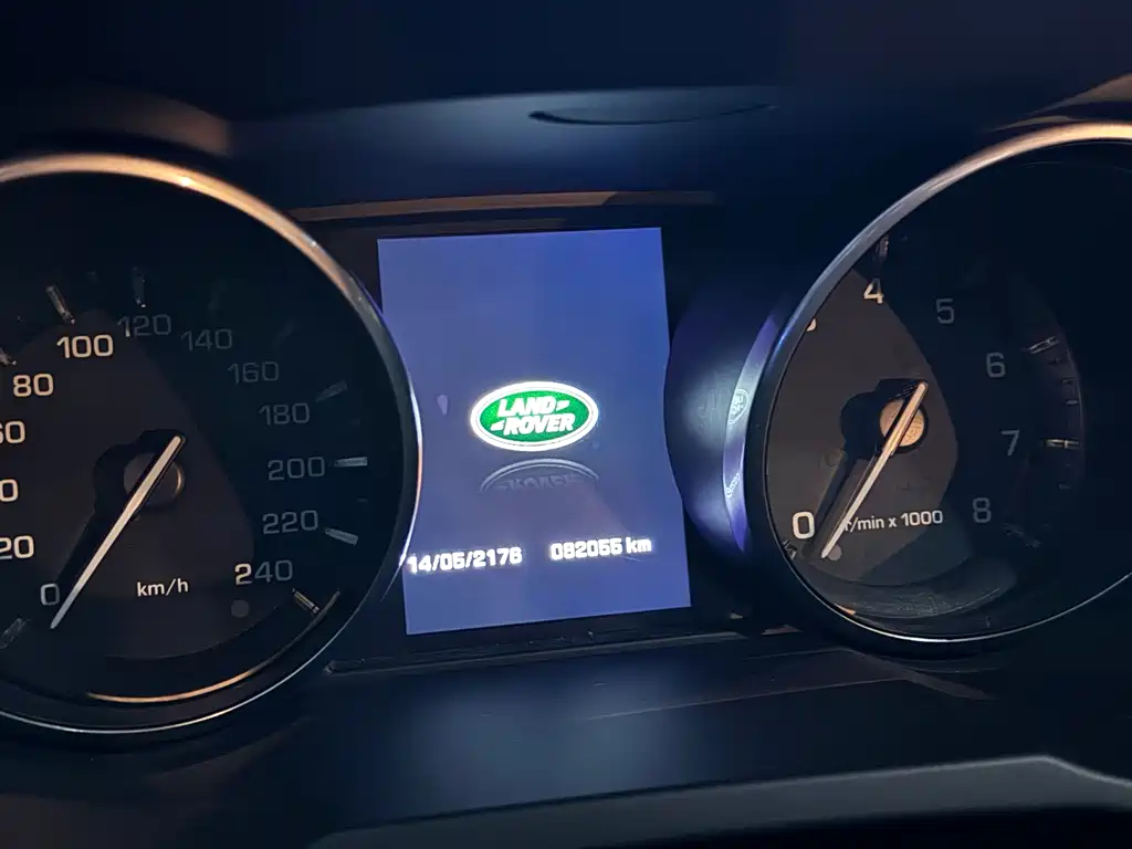 Range Rover Evoque (Import) 2.0 T 5 Door Shine Motion