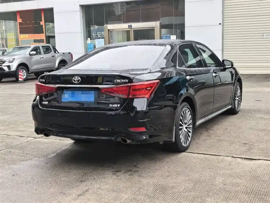Crown 2.0 T Sport