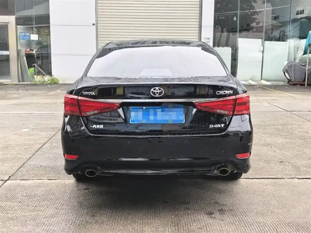 Crown 2.0 T Sport