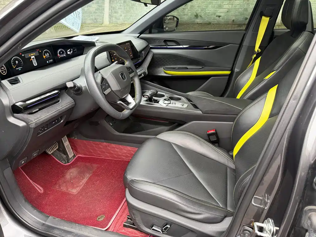 Changan UNI-V 1.5 T Sport