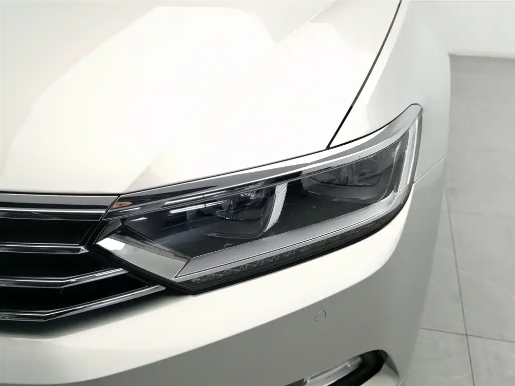 Magotan 380 TSI DSG Luxury