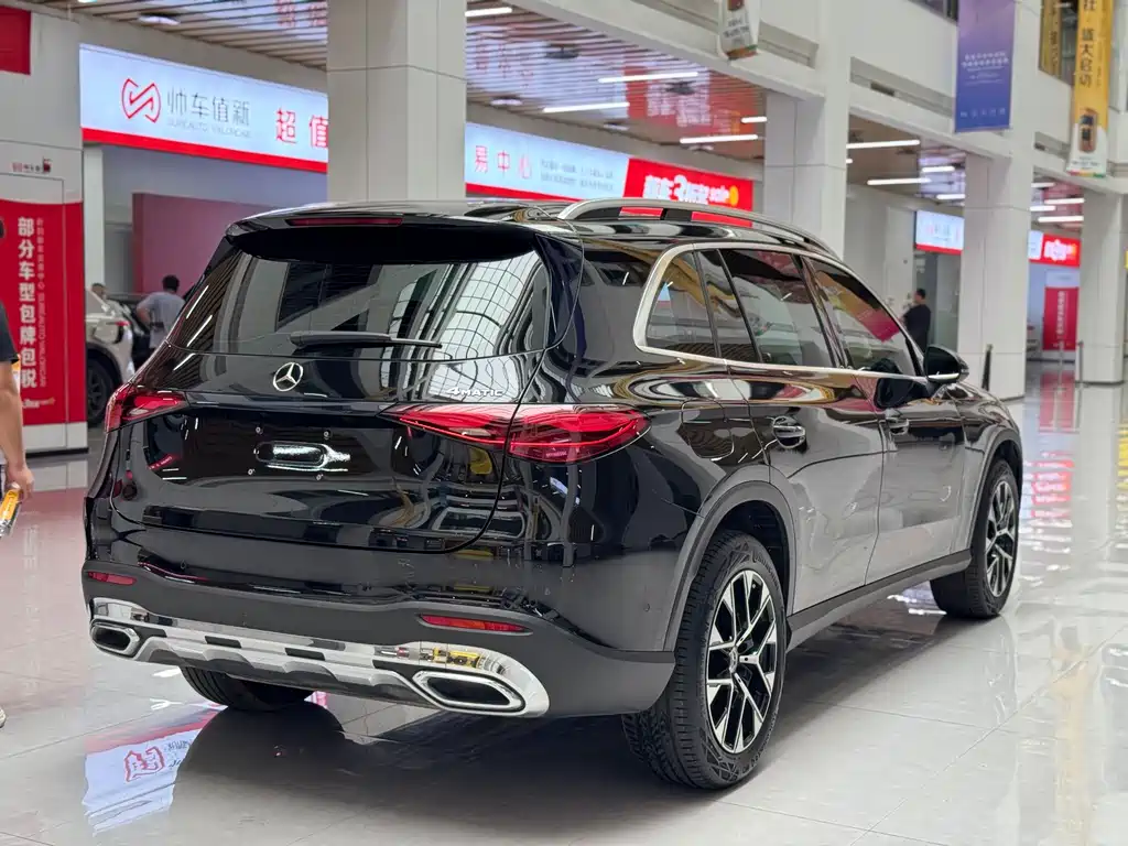 Mercedes-Benz GLC GLC 260 L 4 MATIC Dynamic 5-seat