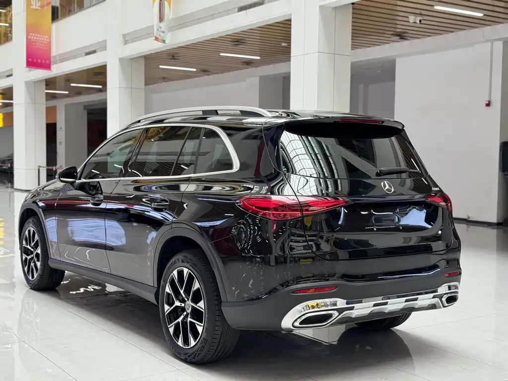 Mercedes-Benz GLC GLC 260 L 4 MATIC Dynamic 5-seat