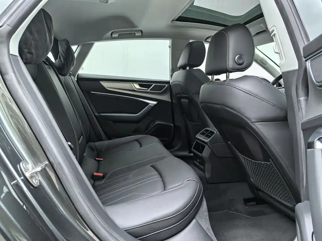 Audi A7 45 TFSI Select