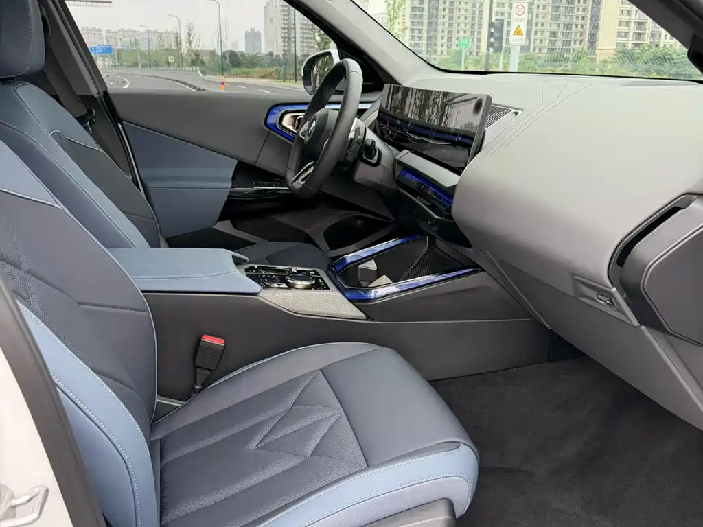 BMW X3 xDrive30 L Leading M Sport Package