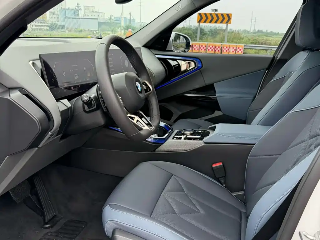 BMW X3 xDrive30 L Leading M Sport Package