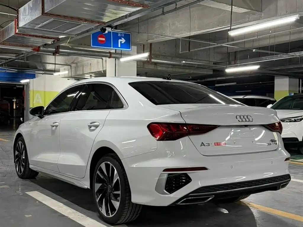 Audi A3 Facelift A3 L Limousine 35 TFSI Fashion Sport