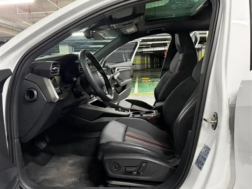 Audi A3 Facelift A3 L Limousine 35 TFSI Fashion Sport