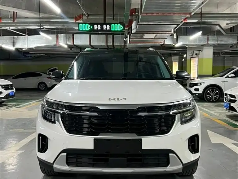 Kia Seltos 1.5 L CVT Luxury