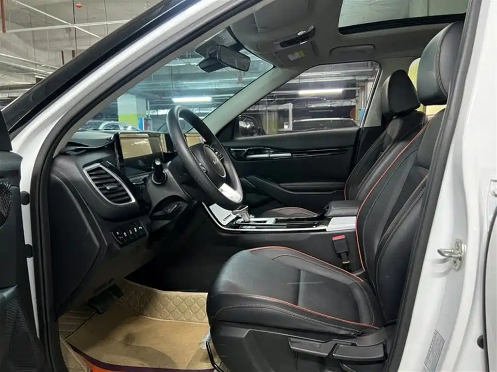 Seltos 1.5 L CVT Luxury