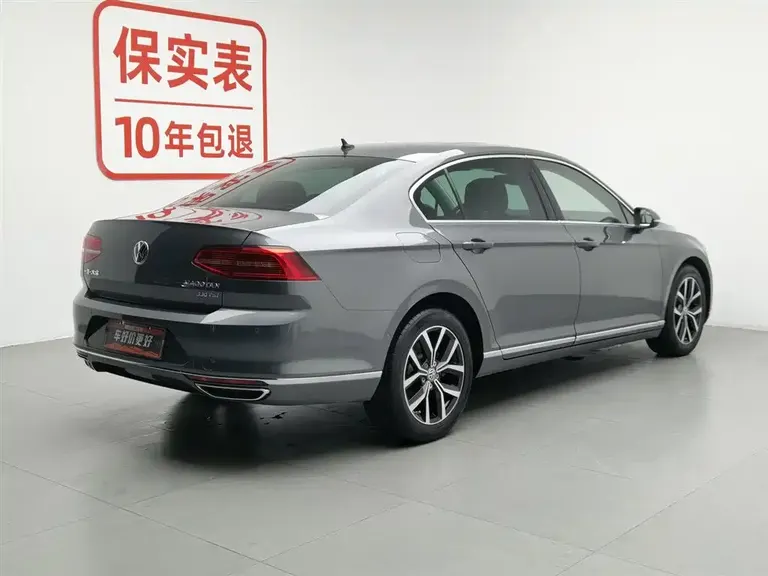 Volkswagen Magotan 330 TSI DSG Distinguished
