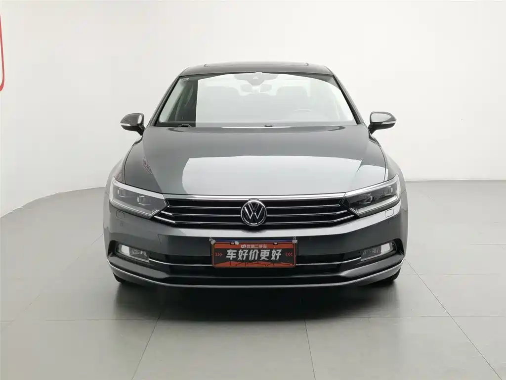 Magotan 330 TSI DSG Distinguished