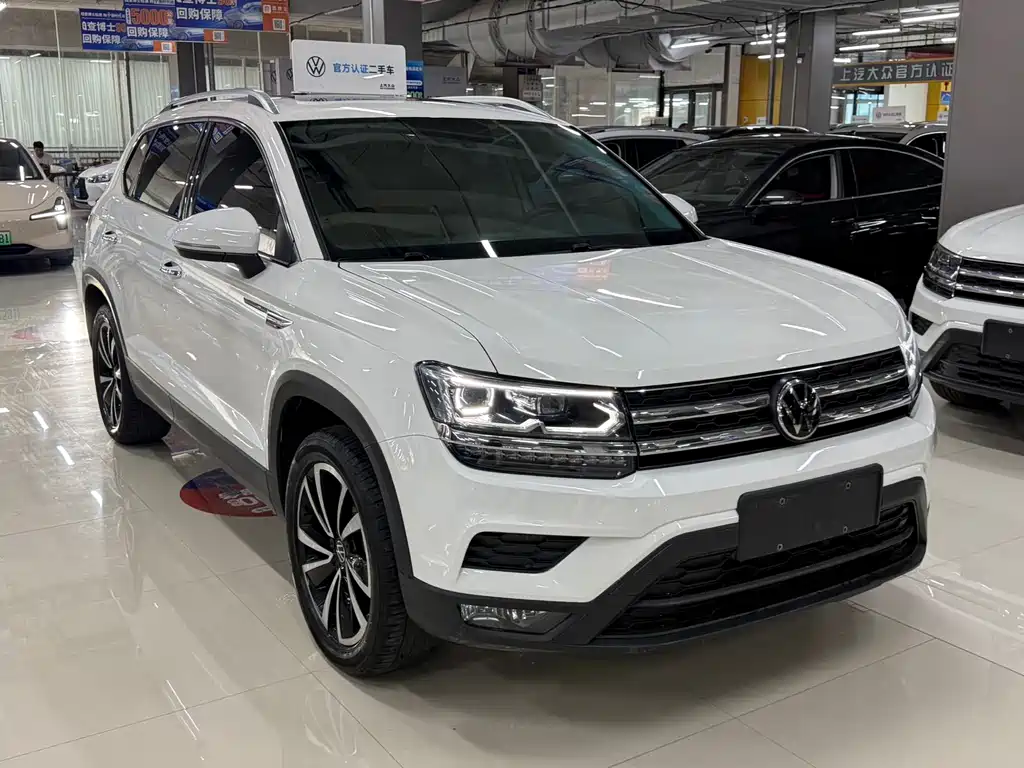 Tharu 280 TSI 2 WD Luxury