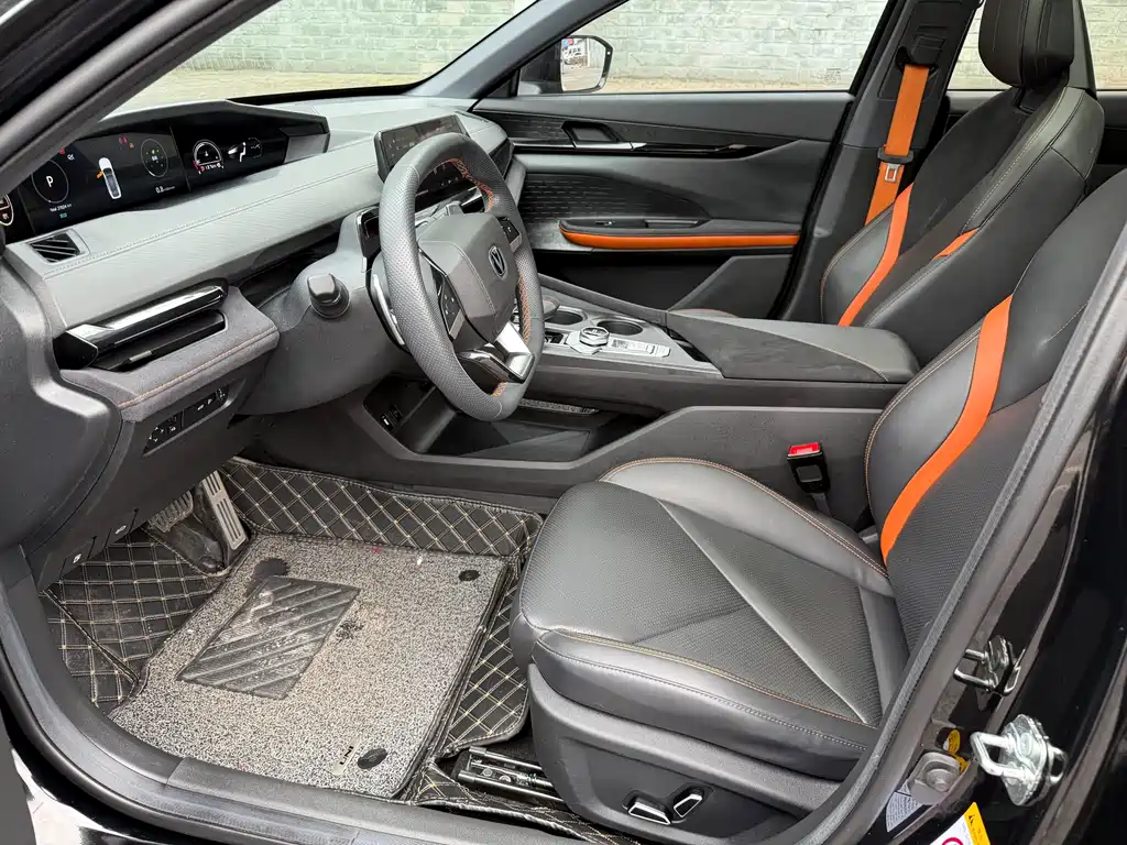 Changan UNI-V 1.5 T Sport