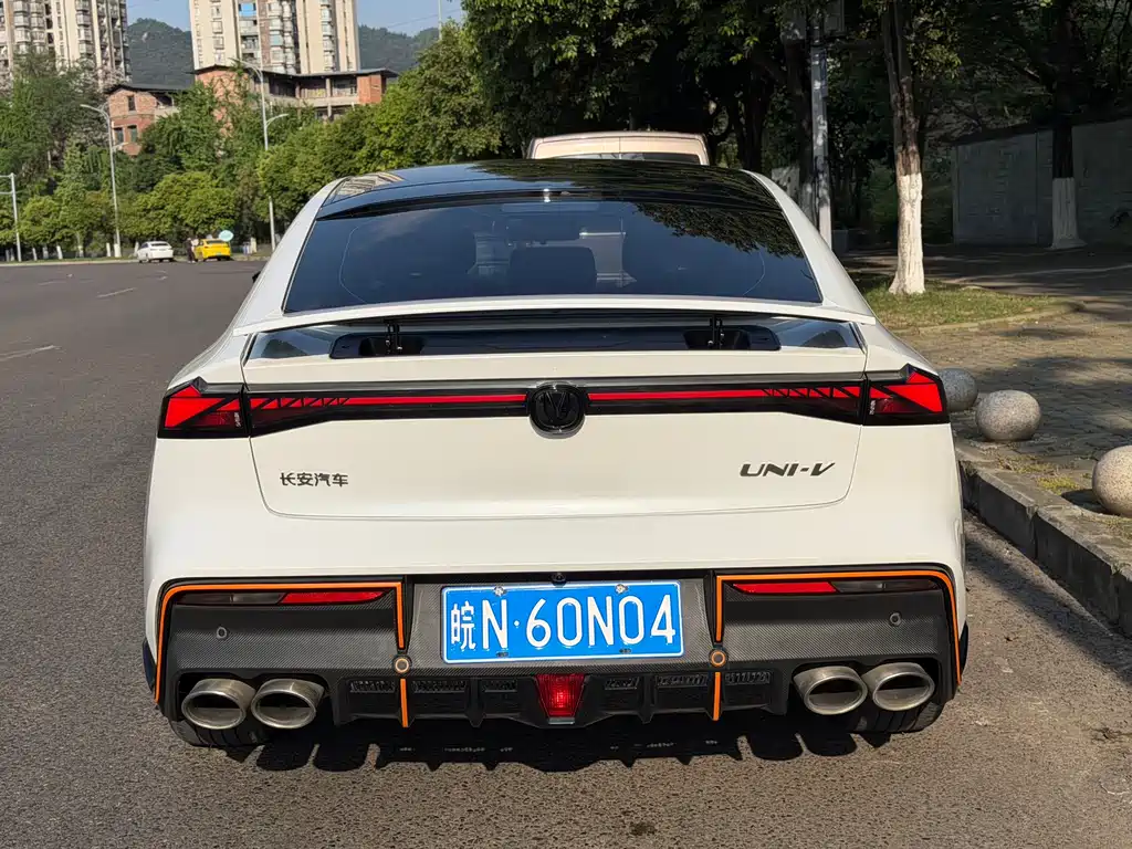 Changan UNI-V 1.5 T Sport