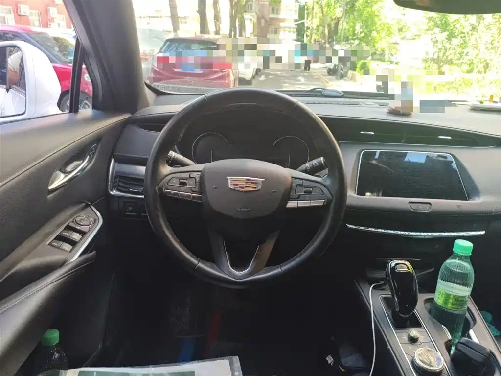 Cadillac XT4 28 T 2 WD Luxury
