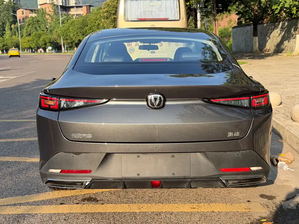 Eado 1.5 T GDI Auto Flagship