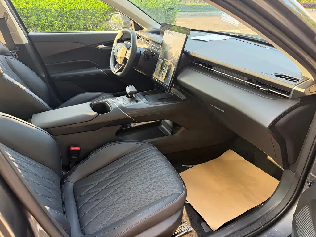 Eado 1.5 T GDI Auto Flagship