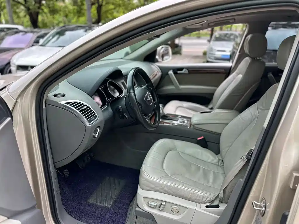 Audi Q7 35 TFSI Sport