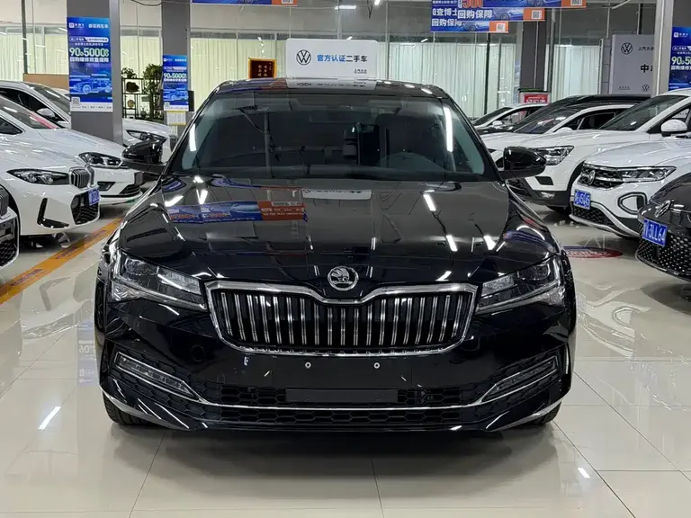 Skoda Superb Facelift TSI280 DSG Premium