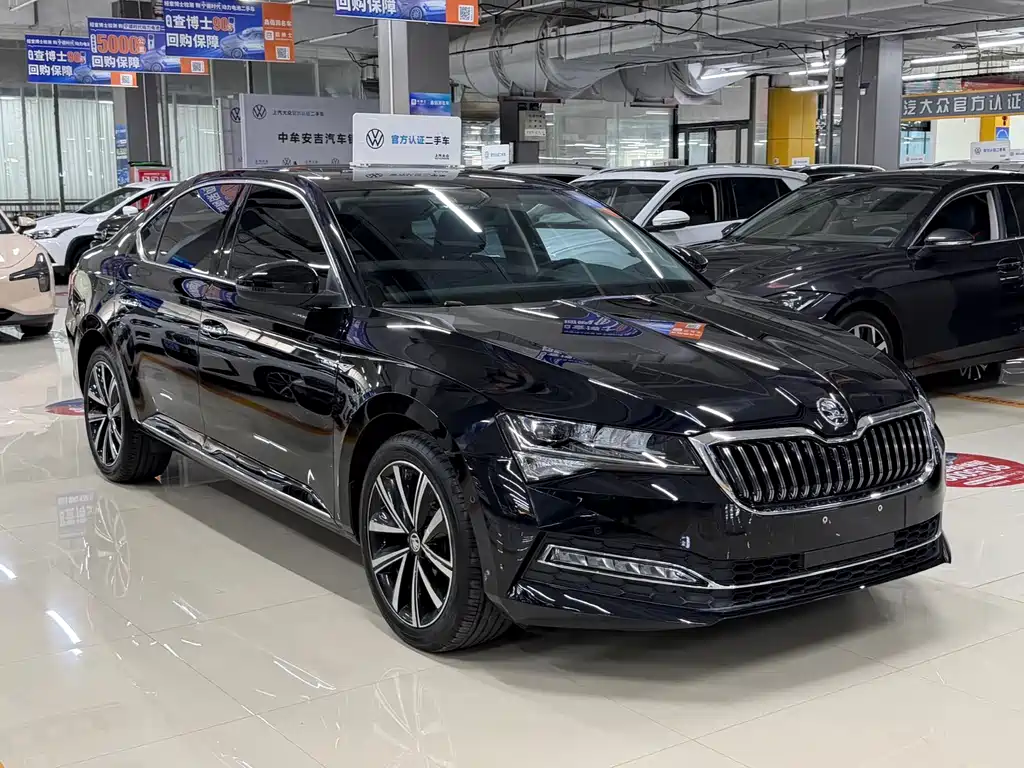 Superb Facelift TSI280 DSG Premium