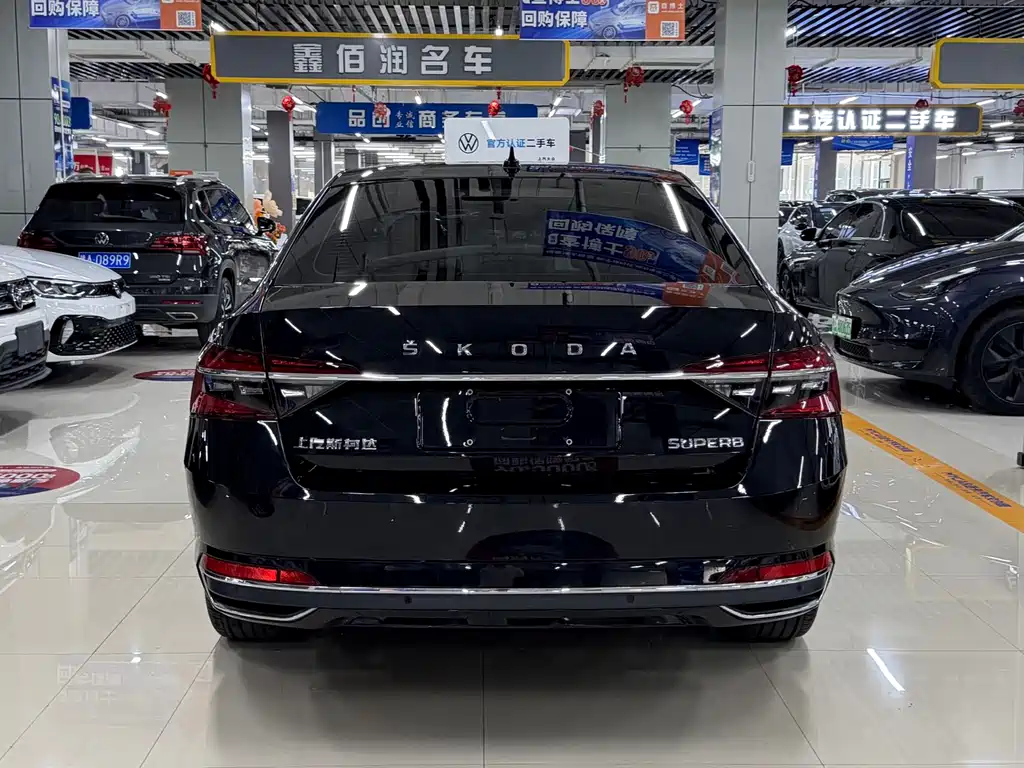 Superb Facelift TSI280 DSG Premium