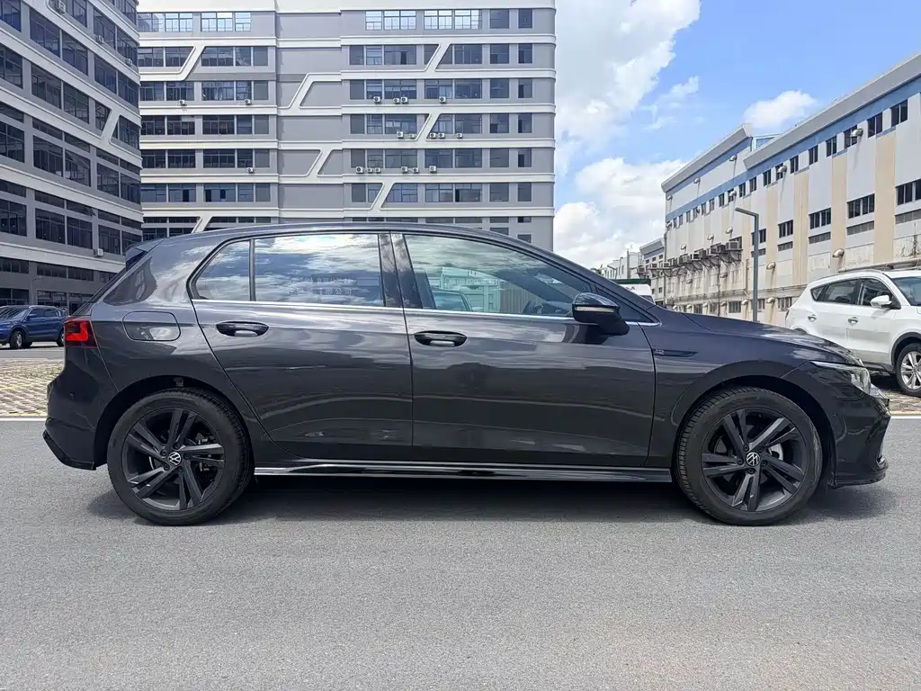Golf Facelift 280 TSI DSG R-Line