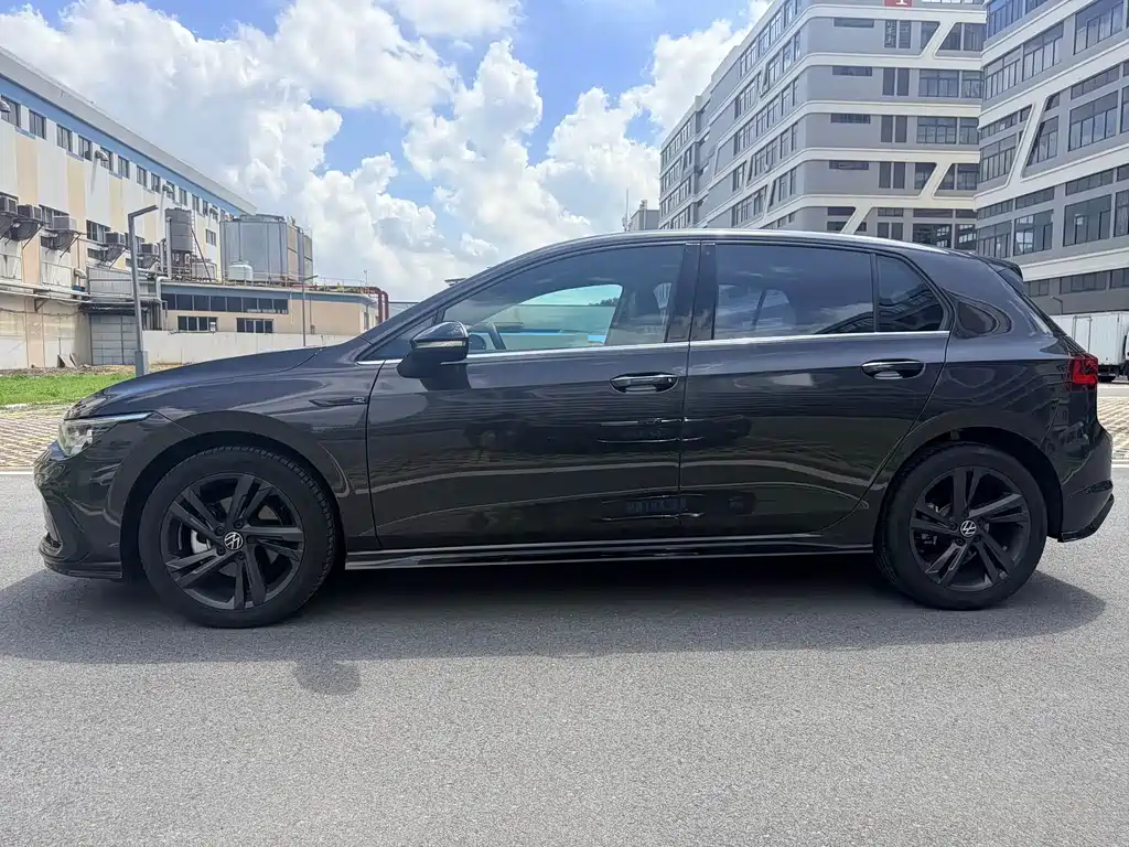 Golf Facelift 280 TSI DSG R-Line