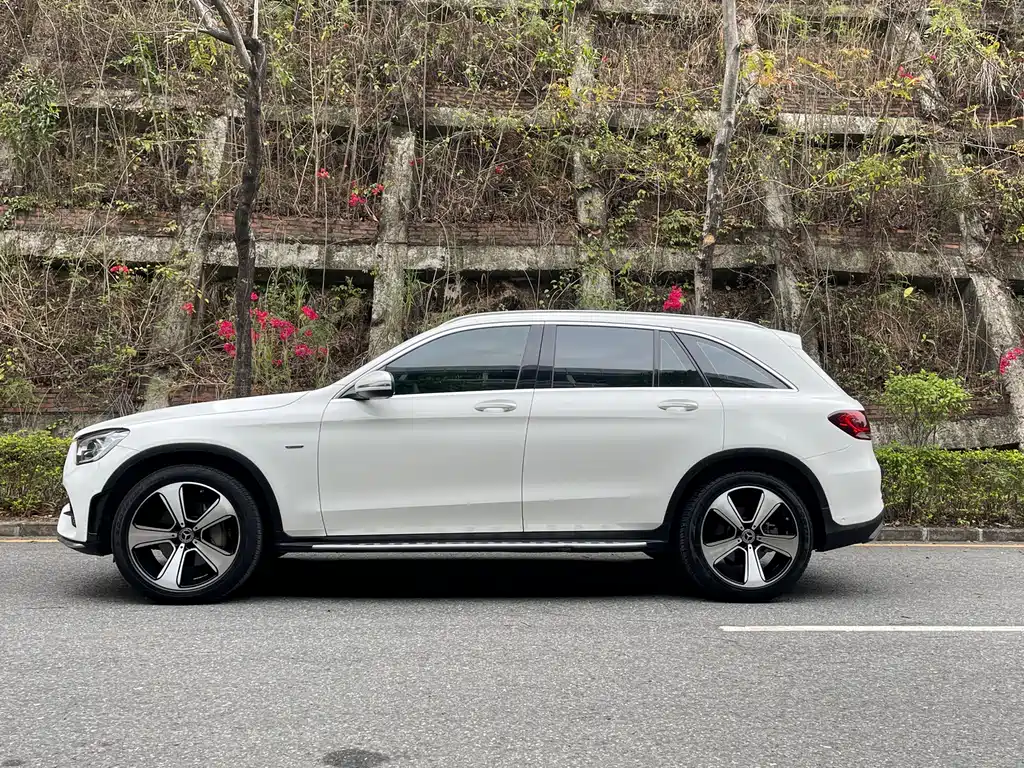 Mercedes-Benz GLC GLC 300 L 4 MATIC Dynamic Premium Collection