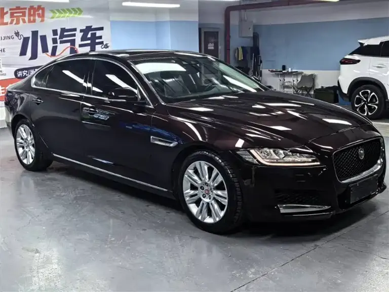 Jaguar XFL XFL 2.0 T 250 PS Luxury