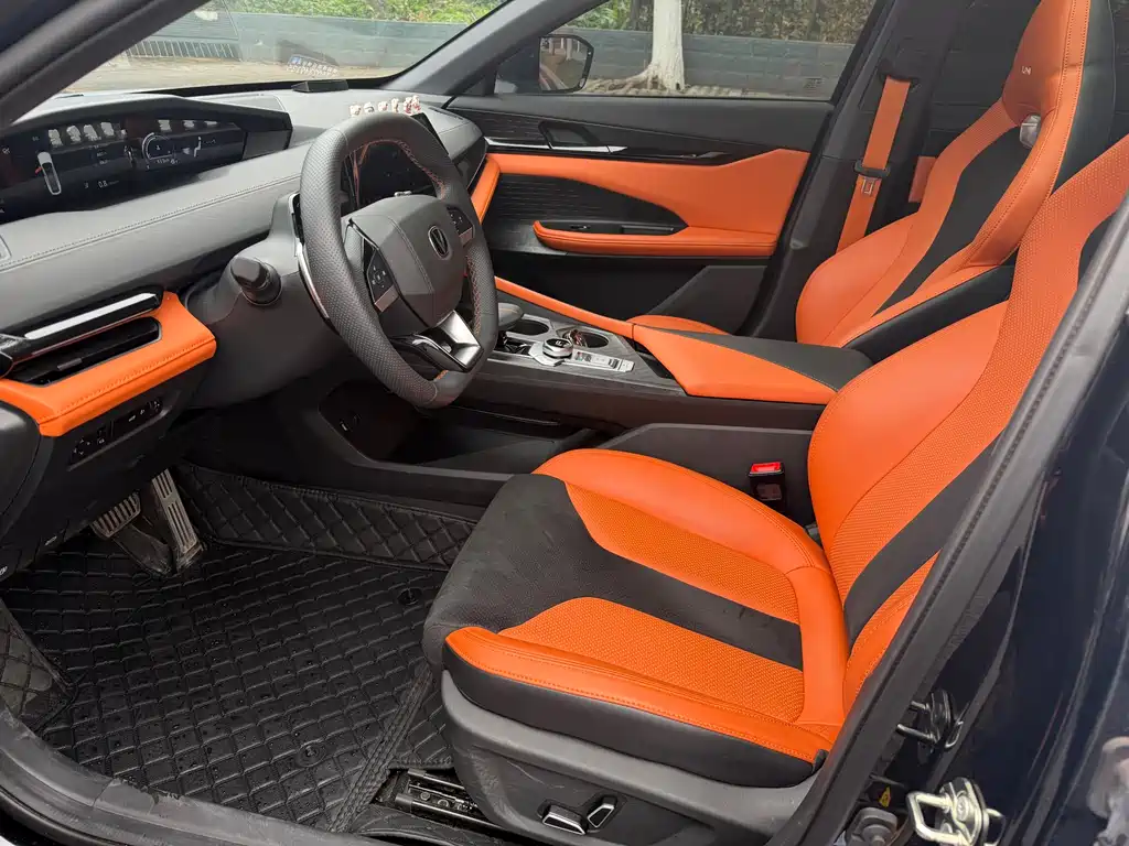 Changan UNI-V 1.5 T Sport