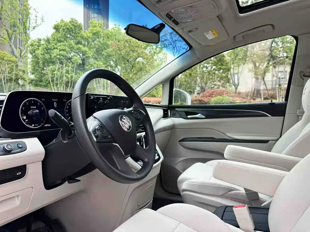 Buick GL8 ES LaCrosse 653 T Comfort