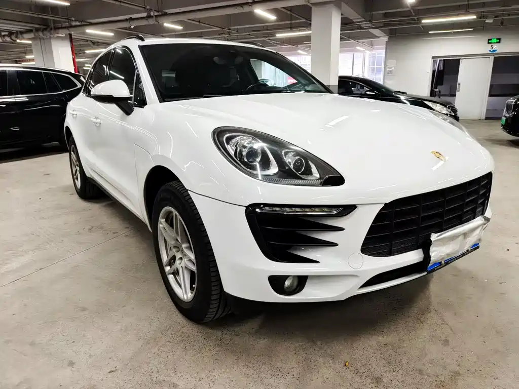 Macan Macan 2.0 T