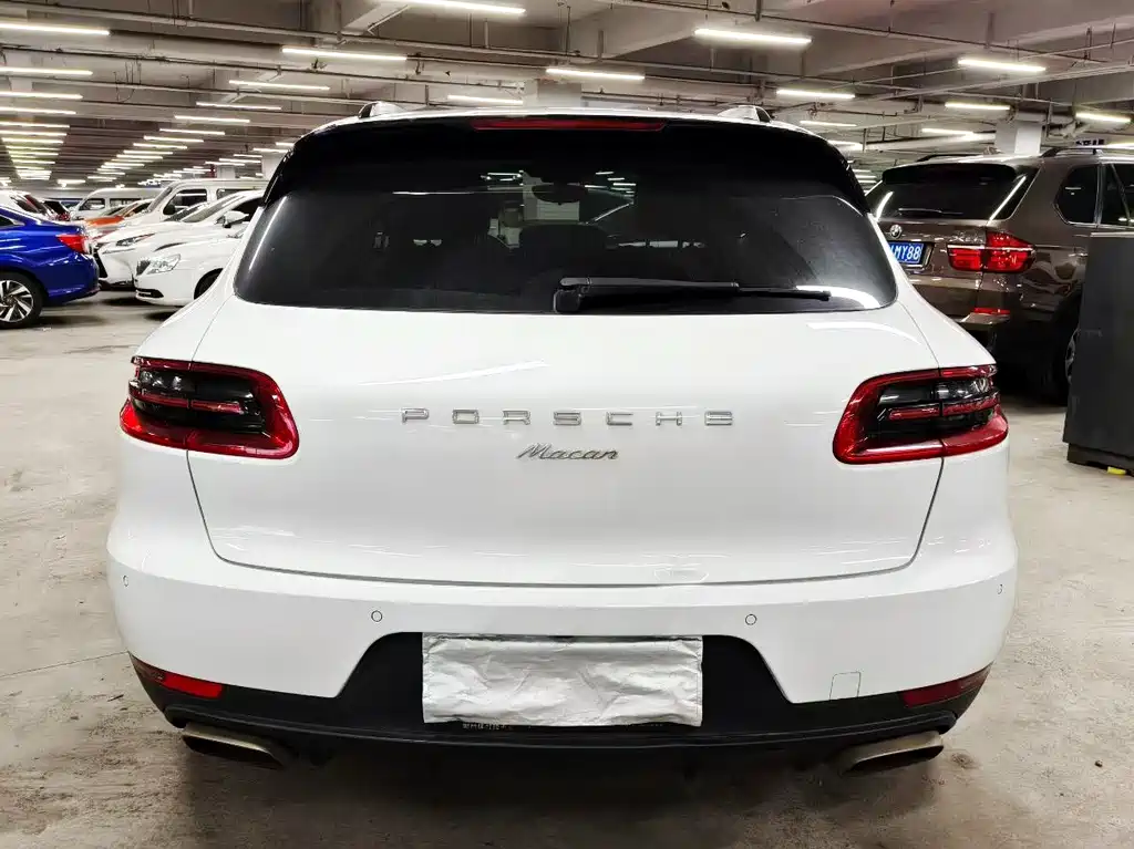 Macan Macan 2.0 T