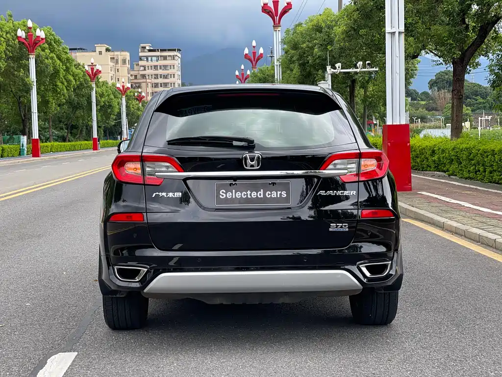 Avancier 370 TURBO 2 WD Luxury