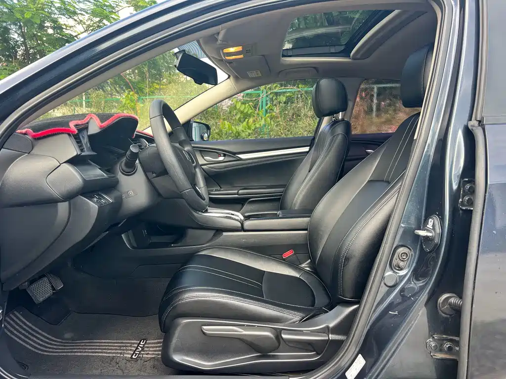 Civic 180 TURBO CVT Comfort